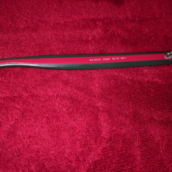 Gucci Sunglasses Polarized - Picture 3 of 4